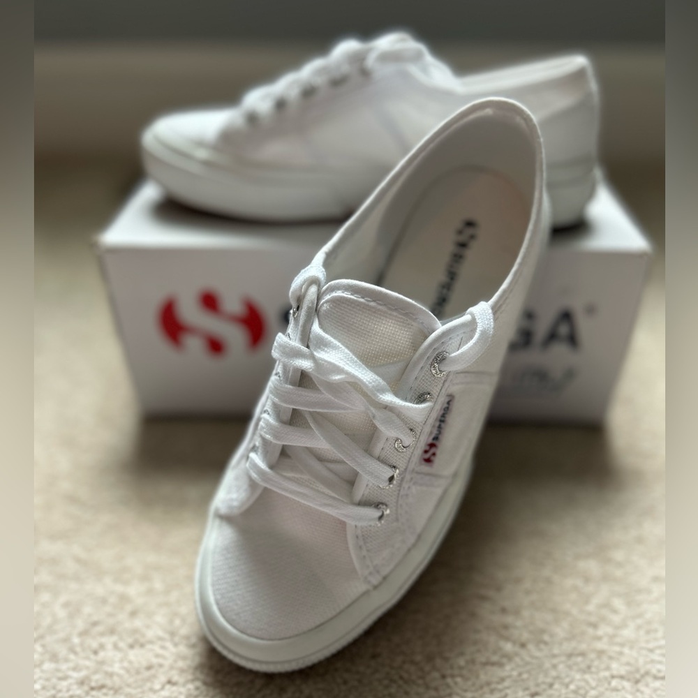 Superga 2750 Cotu white lace up sneakers, size 7